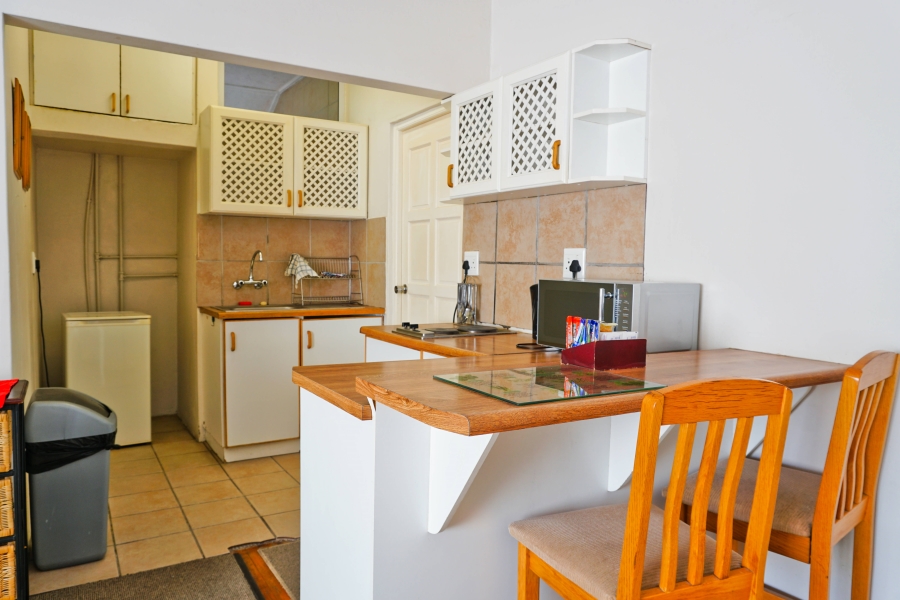 7 Bedroom Property for Sale in Nahoon Eastern Cape